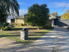 SRE-52, For Rent – 33 Exhibition Drive, Modbury North